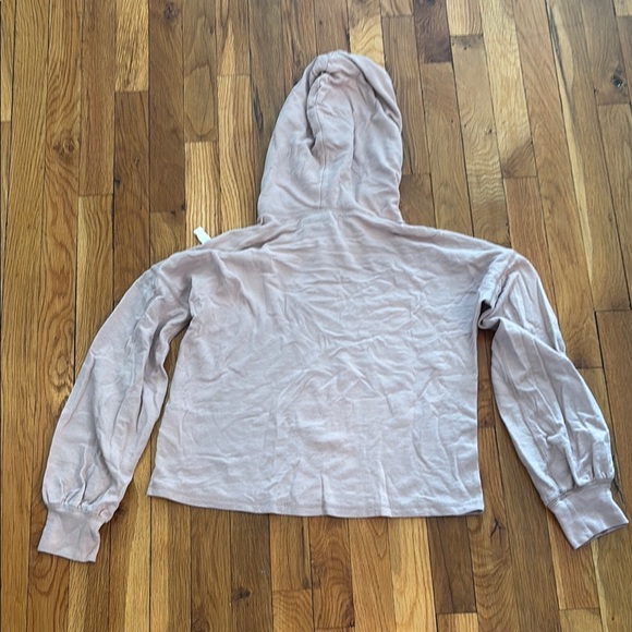 Abercrombie & Fitch Gray Cropped Hoodie Relaxed Fit - Picture 6 of 6